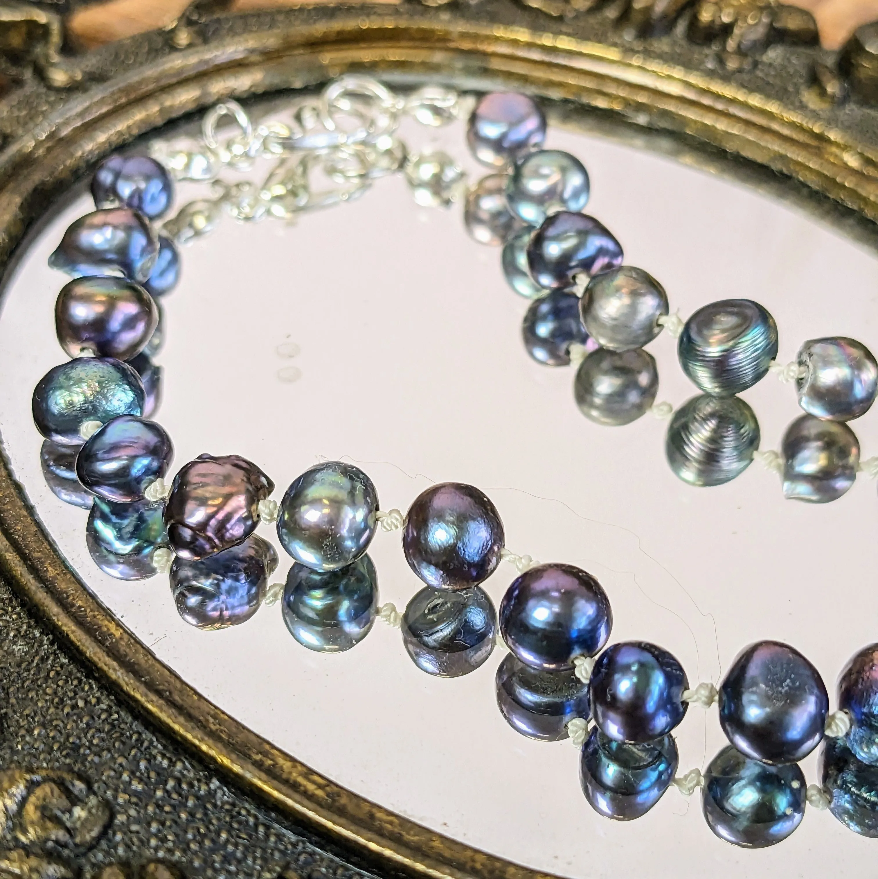 Black Pearl Bracelet