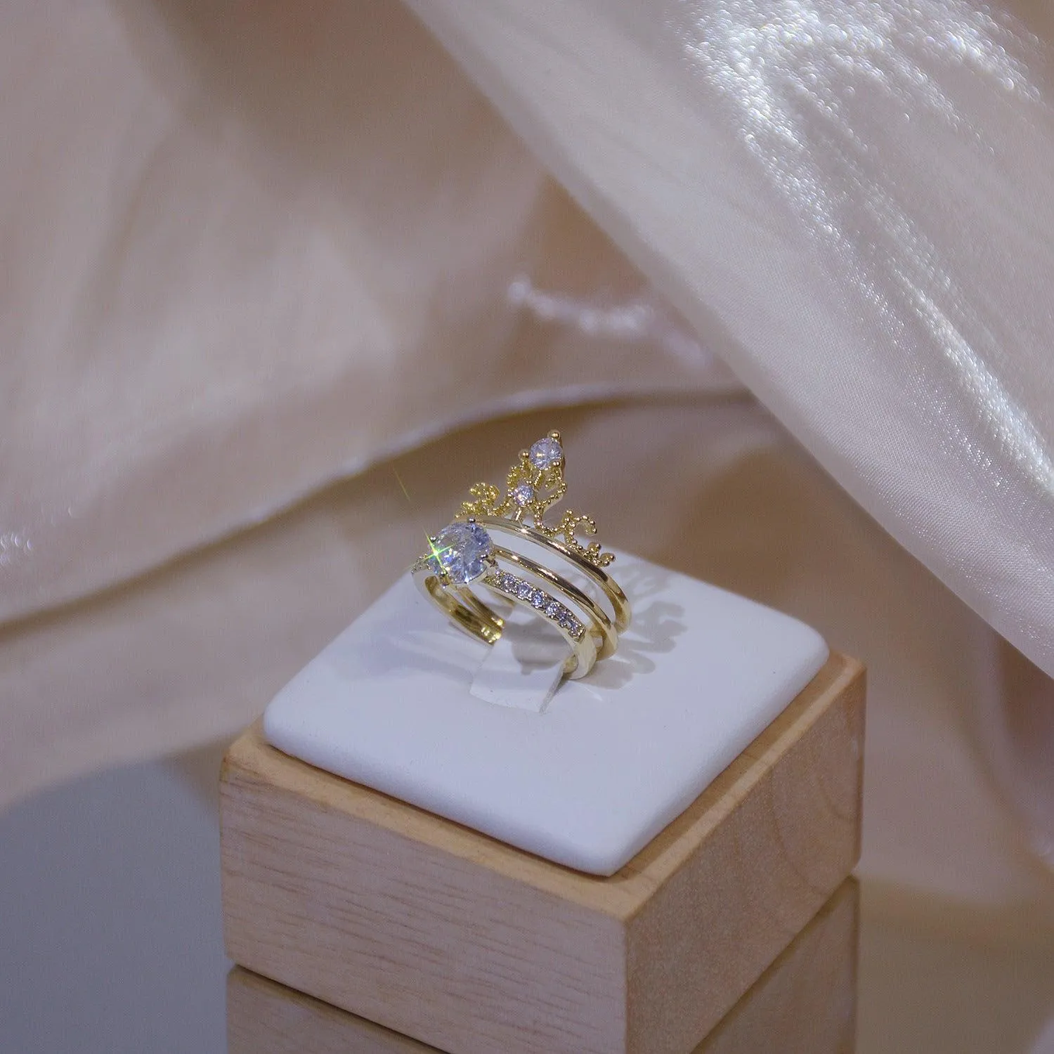 Tiara Ring Set