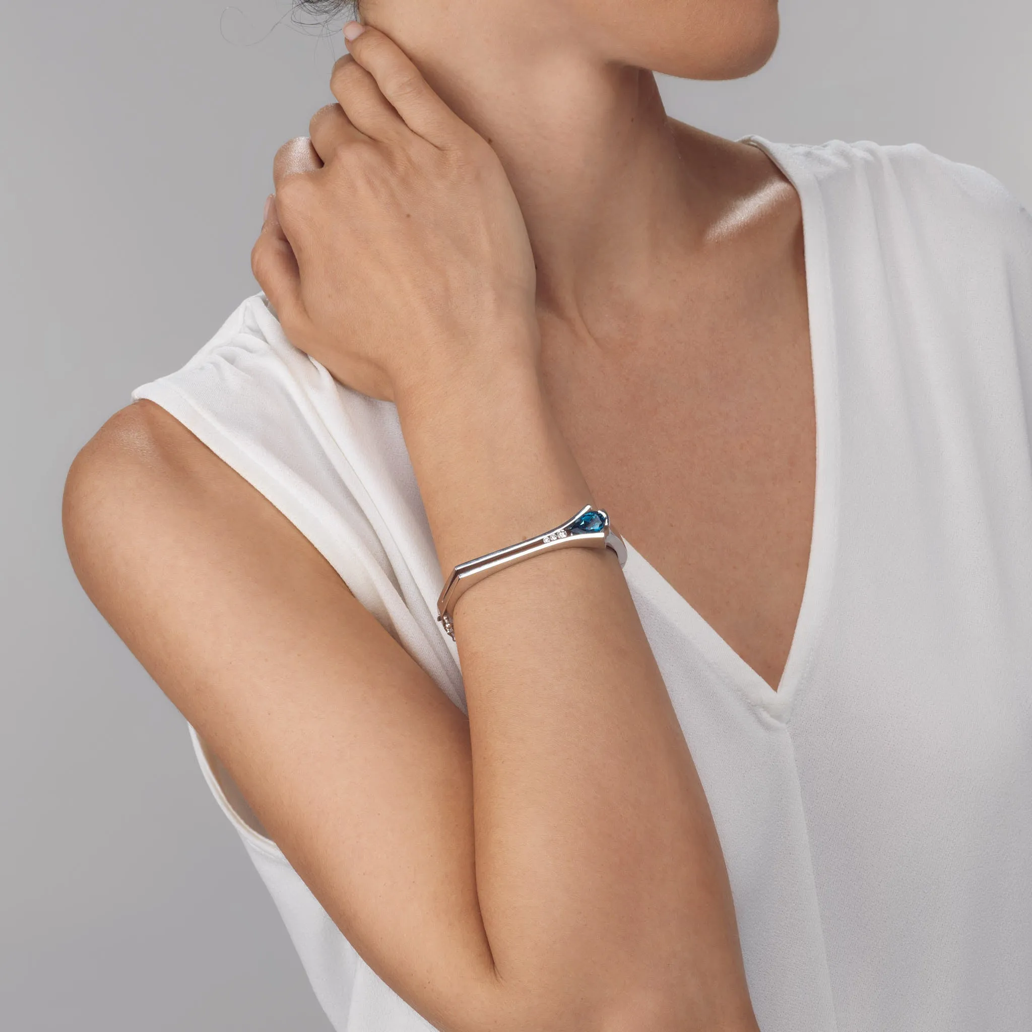Venture Gemstone Bracelet with Diamonds